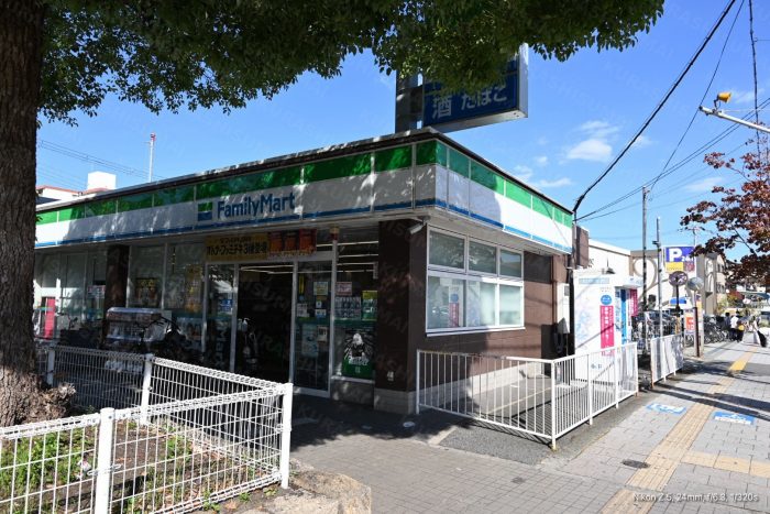 JR西宮駅北側のファミリーマート